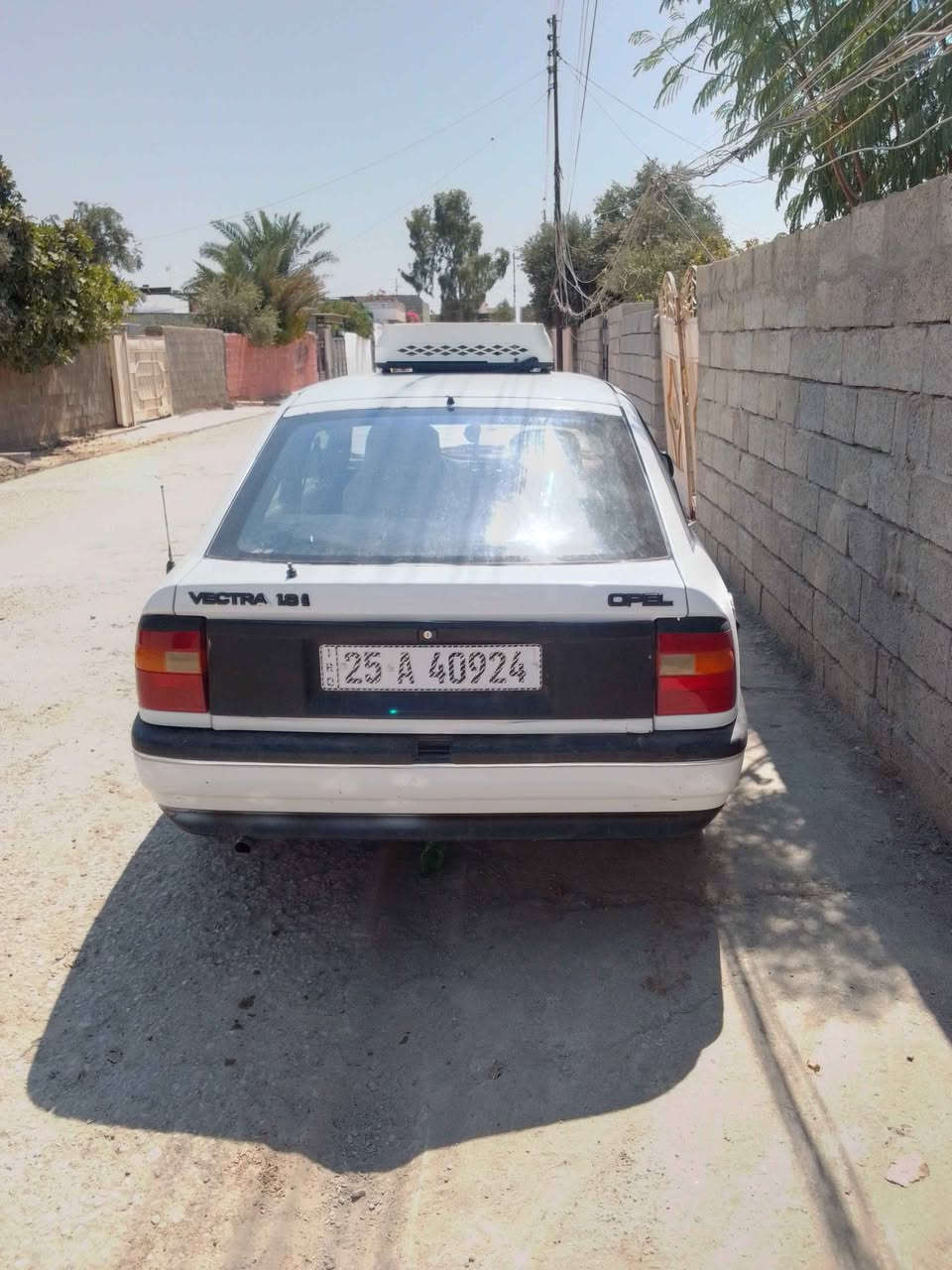 اوبل فكتره 1992 محرك 18 سنويه مشروع وطني اب اسمي تبريد شرط ثلج بطاقه بنزين بي صبغ احزام 
سعره 34 وبي مجال قليل
*********** كركوك, العراق
