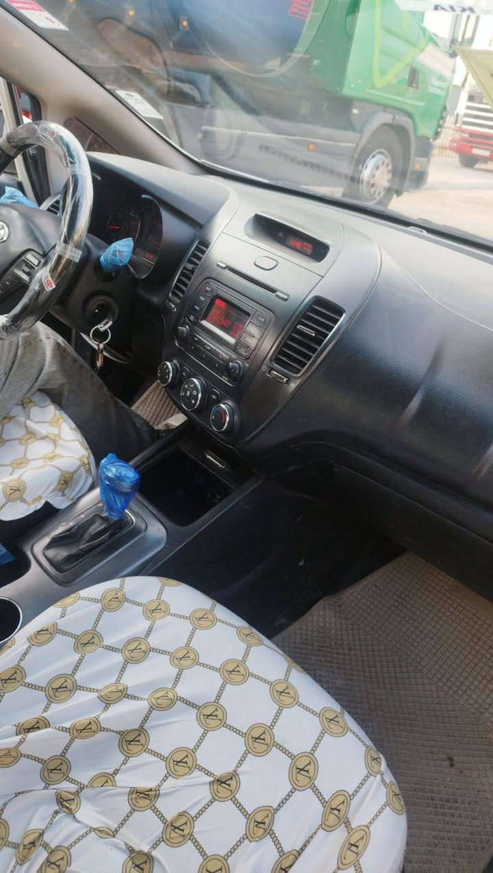 سيراتو 10
خليجي
مكينه وكير جدد 1600 دوش 
مكفوله تجيه وكلبه وتبديل 
صبغ رشات جماليه بدون ضربه 
تحويل ثاني يوم سنويته 28 
حداديه وتخم تاير وكهربائيات جاهزه 
اشاير بالمرايات وتحم سيرن 
السعر 68 
الرقم ***********
الرقم ***********
