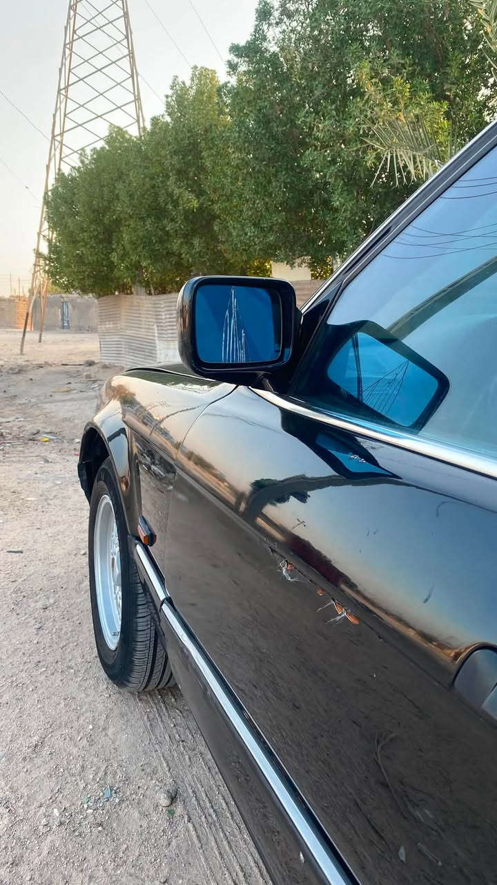 السلام عليكم بيئم حجم 735 للبيع لون اسود مكينه محور 3000 بيه خيط تبخير قليل وترايك وين متريد والكير خير من الله حداديه الاماميه جديده توني شديته والوره عوزله تعبانه حداديته تخم تاير جديد سنويه تنتهي بسنه ال  2027 السياره مبدلين بيه جاملغ امامي عكس السايق مبين بل صوره دواخل النظافه 100/70 
السعر 28 ورقه بيه مجال لجيتك 
مكلف بل نشر 
للستفسار👇👇

‭***********‬
