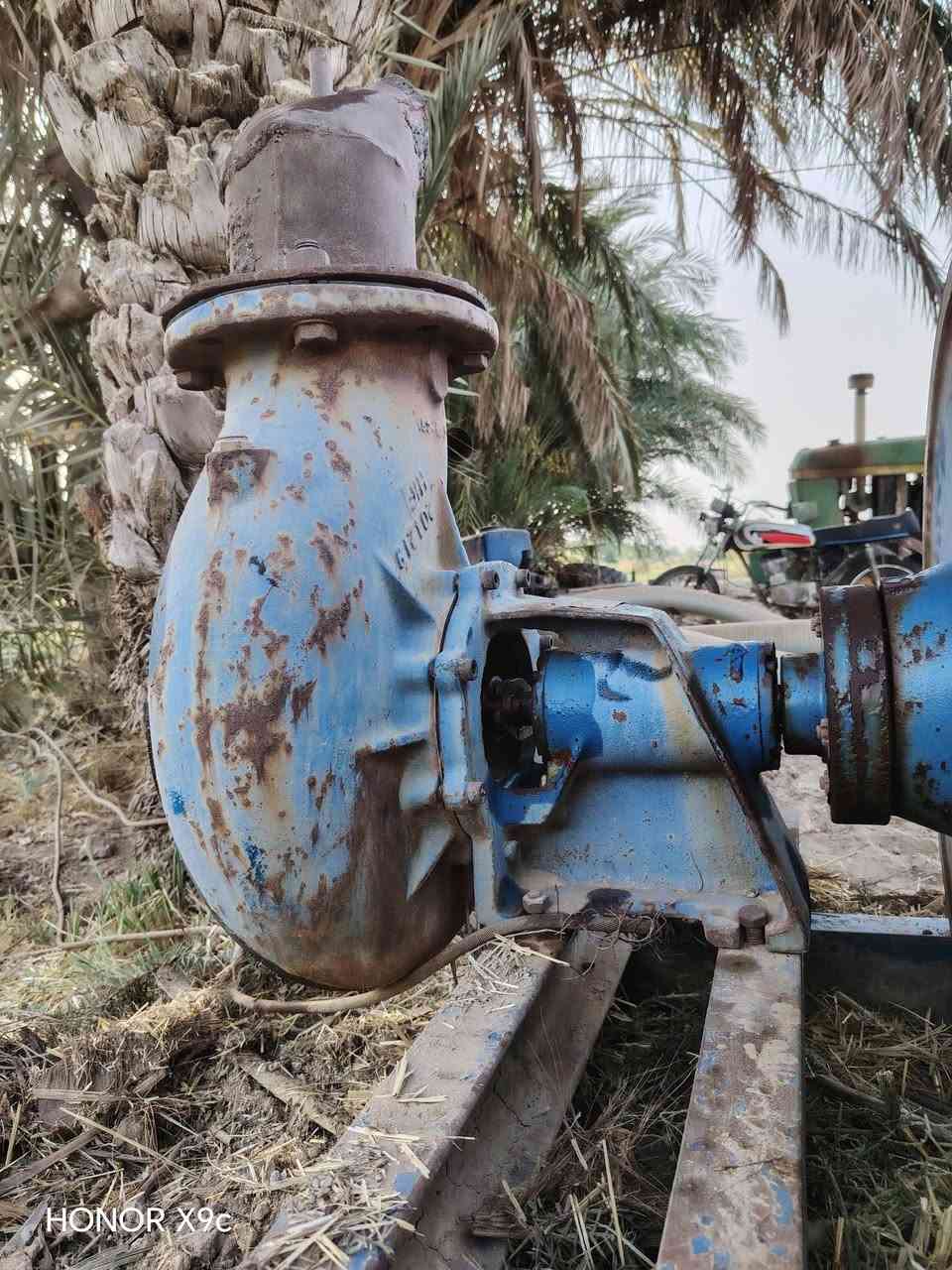 خنزيره المانيه  6×6 اصليه شرط الشغل
ترهم علا الماطور الكهربائي للبيع

المكان ناصريه قضاء الفجر

***********

السعر ٢٥٠
