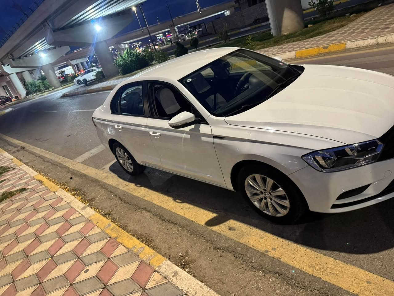 بورا • ٢٠٢٢ • بدون صبغ