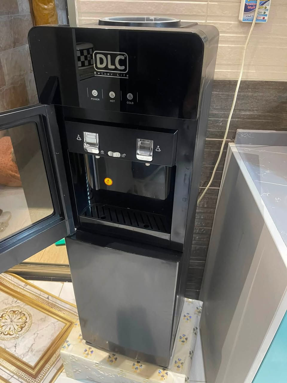 براد مي للبيع السعر 60 الف تاخذه ع فحص السعر 60 الف مكاني الرمادي الزراعه الاتصال ع الرقم ***********
