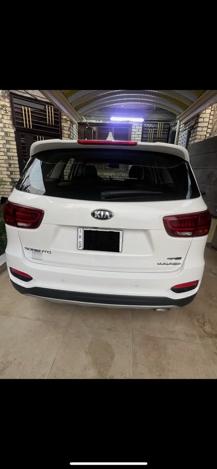 السلام عليكم سورنتو 2020 فول مواصفات
GT LINE السياره مفوله 1/1 ماشيه 59 تحكم ذكي بصمه تبريد وتدفئه كشنات وبعد بيها هواي مواصفات معروفه جيتي السعر 290 وبيها مجال للستفسار ***********
