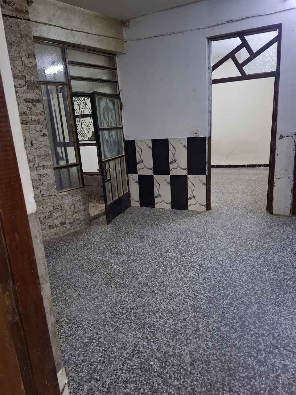 سلام عليكم بيت 200م زرعي الزعفرنيه دورصحه الثانيه سعر خاص متواجد على هذرقم ***********
