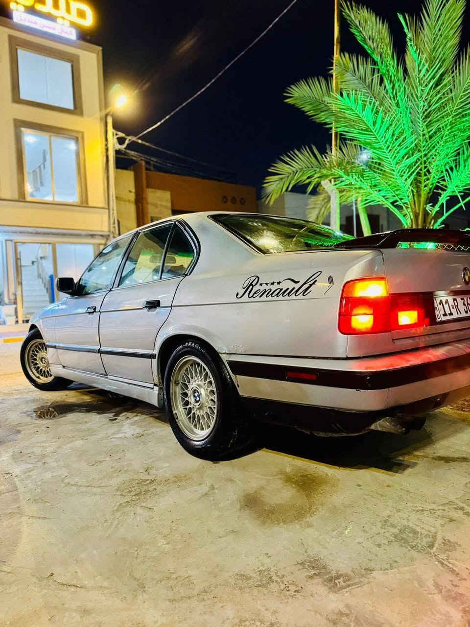 سلام عليكم بي ام 525 بيع مستعجل تبريت ثلج سعر 40وبيه مجال بيع سريع ***********
