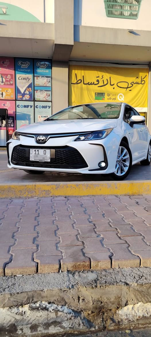 السلام عليكم
كورولا 2025 خليجي هايبرت فول مواصفات كفاله عامه  سياره جديده جدا عل وضع شركه ماشيا 17 الف
فتحه سلايد
بصمه تشغيل وابواب ووصندوق
تبريد ثلج بمعنى الكلمه قطعتين تبريد
شاشه لمس وكامره دواره
كشنات جلد
راداد أمامي
مكان سياره قرب ساحه عدن *********** حيدر السعدي 
سياره نظيفه جدا سعر 159 سعر نهائي
الي ما تعجبه أتمنى من الله يرزقه بل احسن منها واتمنى الموفقيه لللجميع
