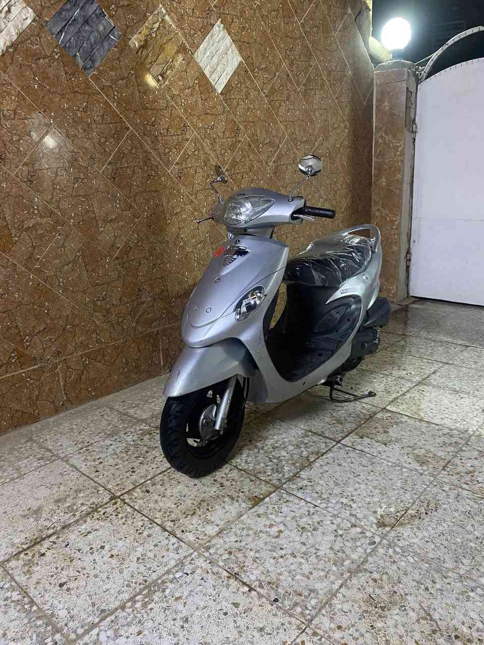 سلام عليكم بسبب الوعود الكاذبه نعيد المنشور دراجه كامكو سيام 80 cc وليس دراجة منغولي مكفوله كفاله عامه  فقط الباتري مالته كاعد دراجه نضيفه مامتعوبه الله شاهد سعر 450 وبيه مجال للشراي والطيبين مكاني ميسان مغربه والاتصال ع هذه الرقم ***********و*********** واتساب.
