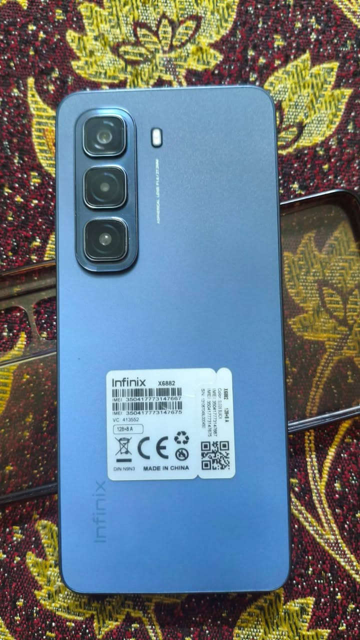 📱 المواصفات:
✅ ذاكرة 128GB
✅ رام 8GB + 8GB RAM ممتدة (حتى 16GB)
✅ شاشة 6.78 إنش FHD+ بتردد 120Hz
✅ معالج Helio G100 سريع وممتاز للألعاب والبث
✅ كاميرا 50MP
✅ بطارية 5000mAh
✅ شحن سريع 18W

📦 المرفقات: الكارتون الأصلي فقط.

💯 الجهاز نظيف ويعمل بدون مشاكل، مناسب للاستخدام اليومي والألعاب والبث.
يرهم مراوس ويا ايفون 8 بلص وفوق 
رقمي واتساب :***********
