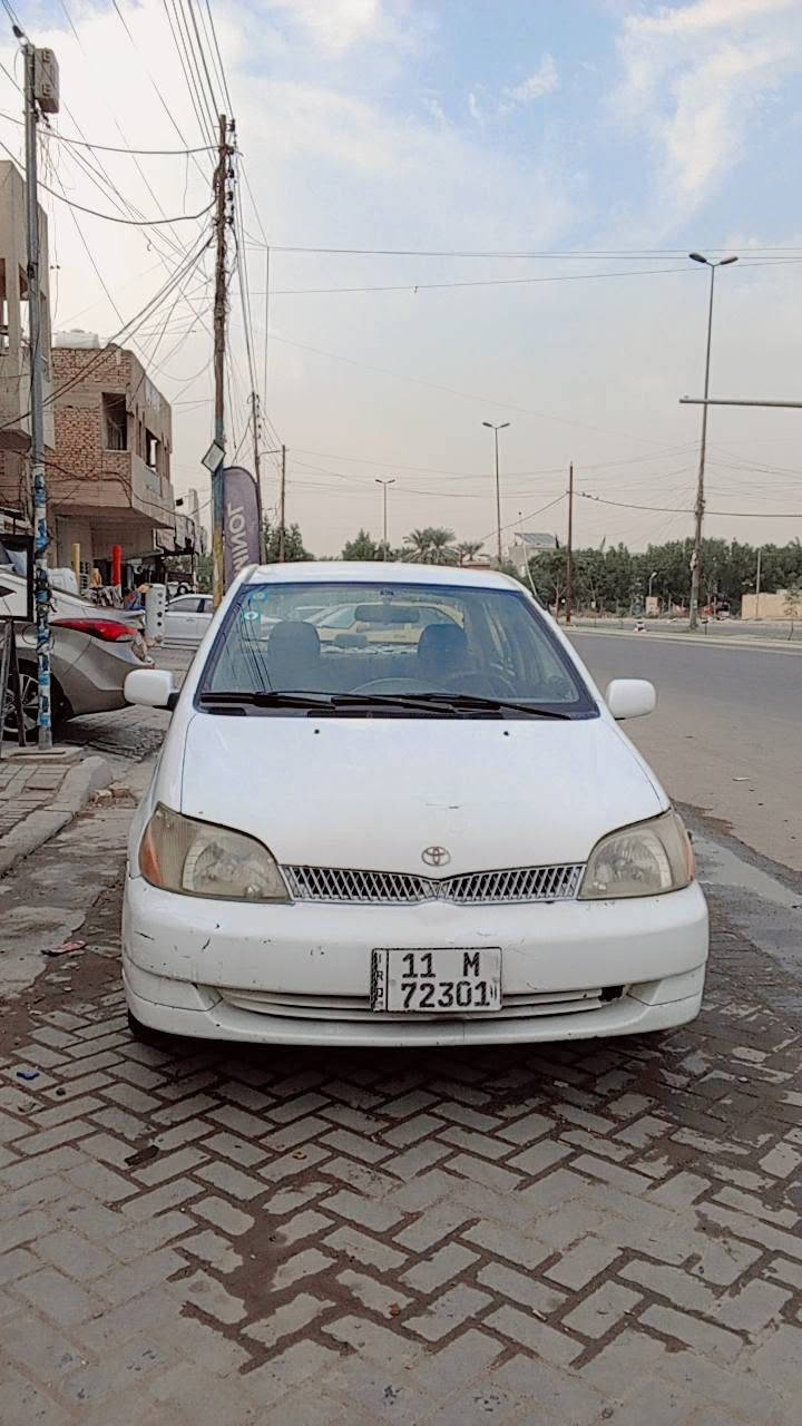 يارس 2000 • اوتوماتيك • شاشه كاربلاي