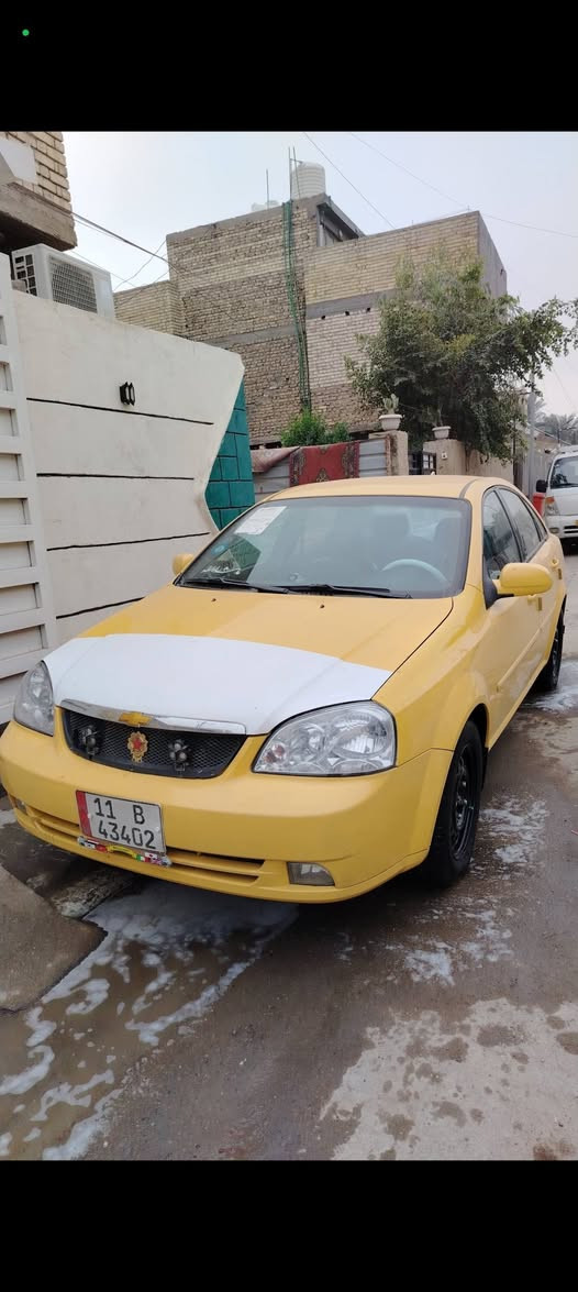سلام عليكم اوبترا 2011 رقم بغداد  سياره بلاديه وجديده تبريد ثلج  اي نقص مابيهه مكاني البلديات السعر 70 بيهه مجال بسيط
***********
