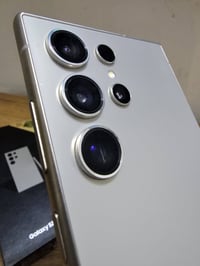 سامسونك s24 ultra ذاكره 256 شرق اوسط عين الفهد مستخدم قليل جديد جدا بغ...