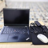 لابتوب للبيع نوع لينوفو (LENOVO) الذاكره (تيرا واحده) يكون وياه شاحنه ...