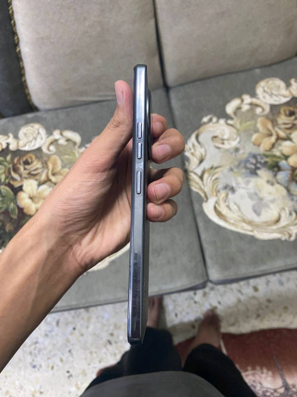 سعر 200الف قفل 
جهاز تكنو كمون 30 عادي 
رامات 8+8
ذاكرة 256
المعالج كلش زين لل لعاب 
ببجي 60فريم أو كثر 
جهازي مبدل شاشه فقط و بي سواد من فوك  
مكاني بغداد 
نظافه  90/100