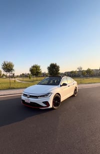 Jetta GLI 2025 Autobahn ‎بەس بۆنیتی سبوغە بێ ژۆرێ بێ ئێرباگ  دوو سێ جێ...