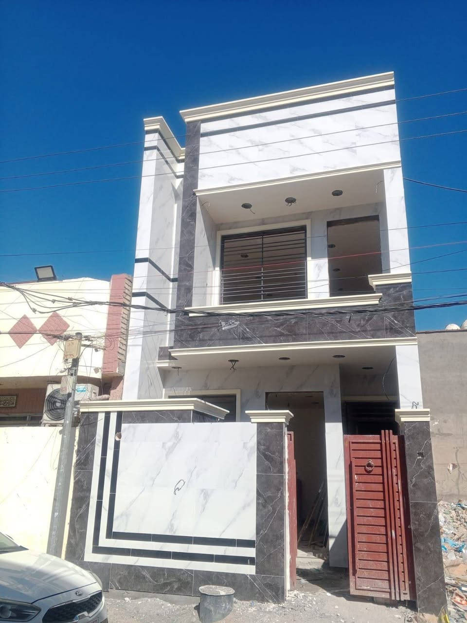 كادر لبخ واجهات وديكورات حديثه
***********
