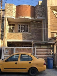 ١٠٠م • طابو صرف • واجهة ٥×٢٠
