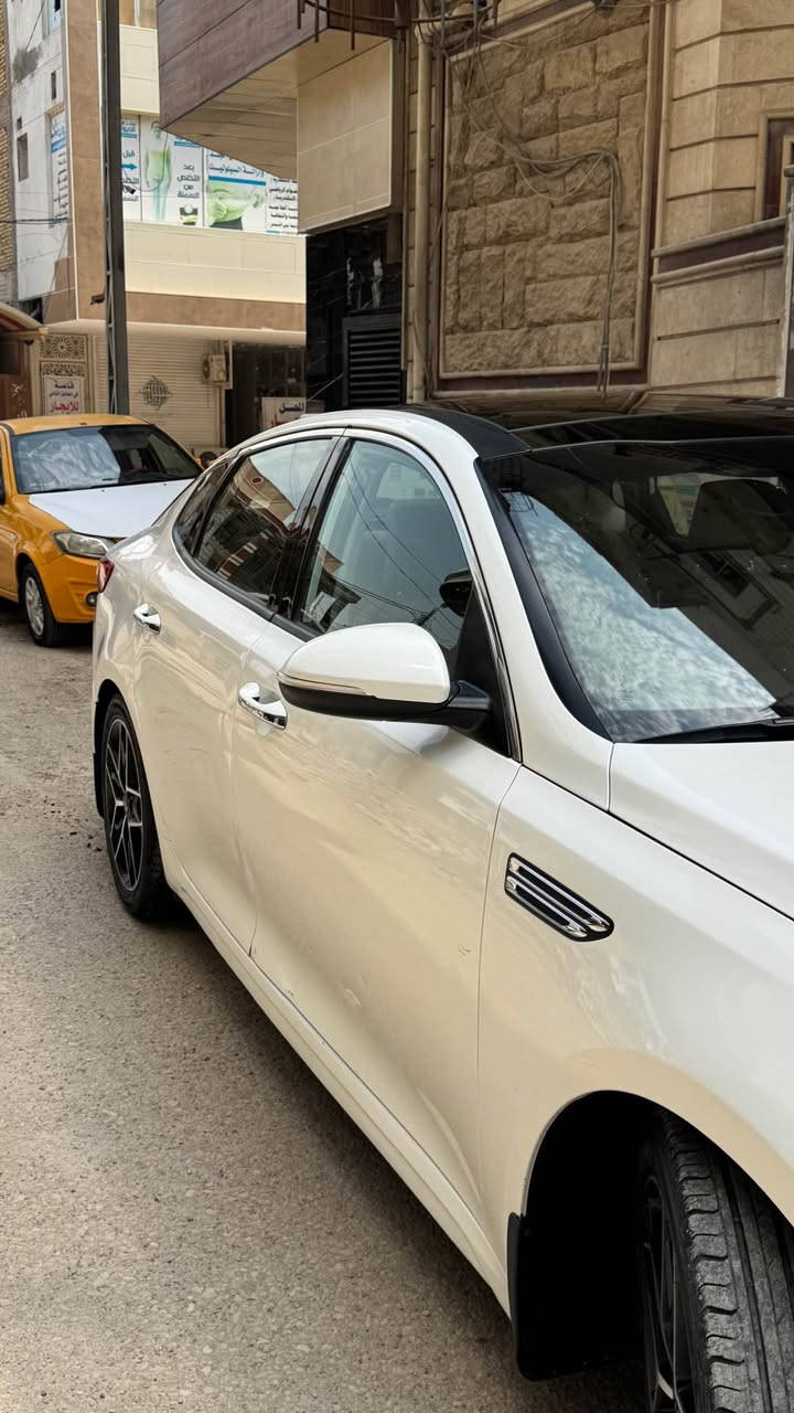 السلام عليكم 
اوبتما 2019 خليجي
مكينه 2400
فول مواصفات
فتحه بصمه سايد بريك بصمه مري شفط شفتات ستيرن قطعتين تبريد شاشه اشاير بلمري 
قبق جنطه مبدل نفس لون
السعر 147
مكاني الديوانيه 
للاتصال *********** ديوانية, القادسية
