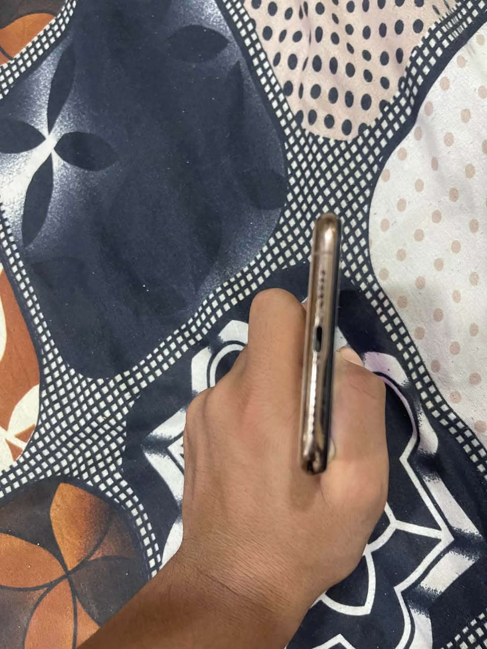 آيفون اكس إس ماكس • ٢٥٦ • بطارية ٨٢٪