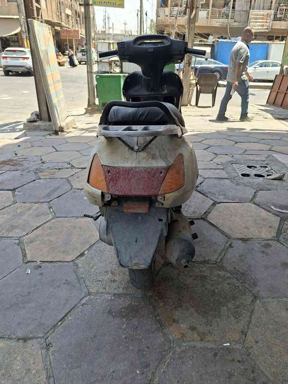كوم حديد كوم حديد كوم حديد
سبيسي ياباني كوم حديد للبيع
لتكلي شبيه مابيه كوم حديد 
مكينه شغاله لا نضوح ولا تبخير 
شغاله سلف
مكان بغداد البياع 
***********
سعر 300  الف عراقي 
وبيه مجال
