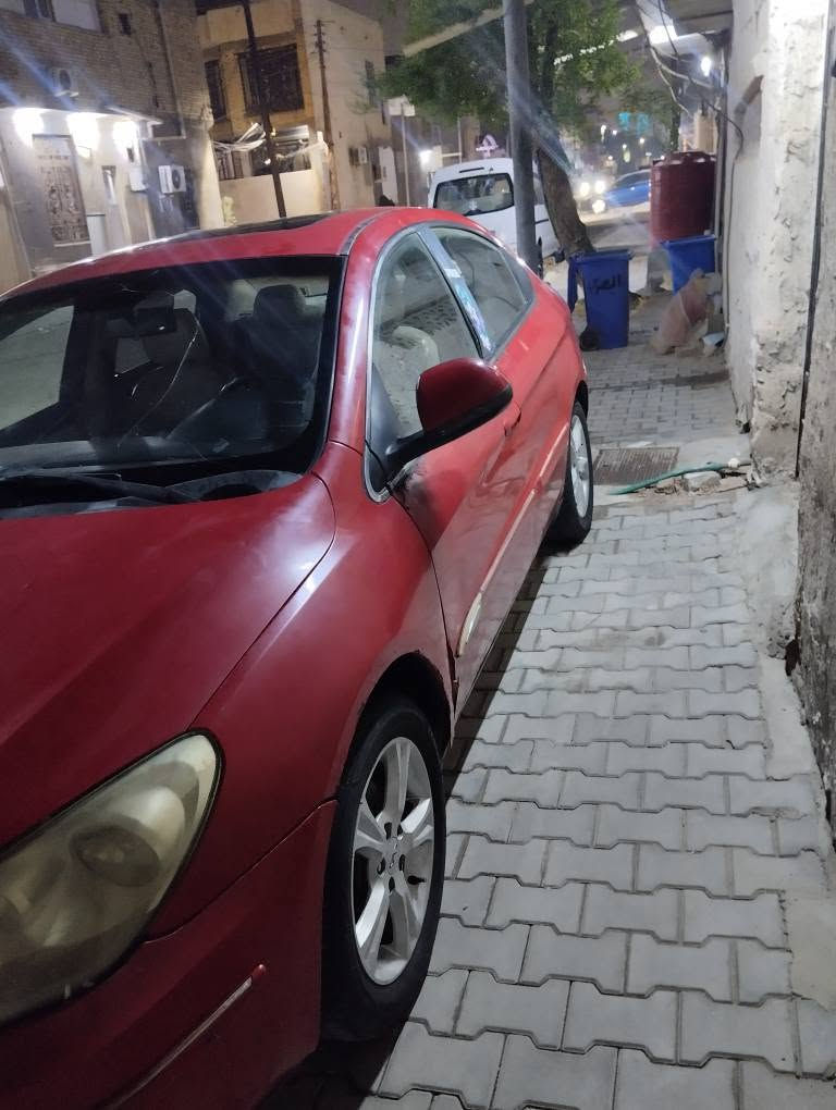 شيري اي ثري بيع او امراوس بستاركس او جنبي او شيري 
كير ومكينه ابلاد تبربد شغال كهربائيات شغاله رقمها انكليزي راعيها موجوده يحول شوكت ماتريد السيارة حلوه ونضيفه مال جناي فول موصفات السيارة  مكان السبارة الصبرة 
السعر 35 بيها مجال شويه  ‏‪***********‬‏
*********** البصرة, العراق

نص مكتوب في الصور:
- OMG!