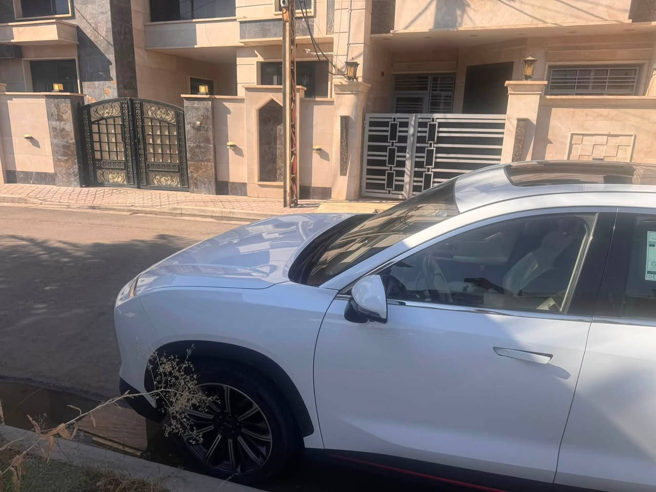 السلام عليكم
جيتور داشنك بيضاء موديل ٢٠٢٥ فول مواصفات لكجري ماشية ٢٤ الف رقم بغداد مكفولة كفالة عامة
السعر ٢٥ مليون او مراوس حسب القناعة
الاتصال ***********
