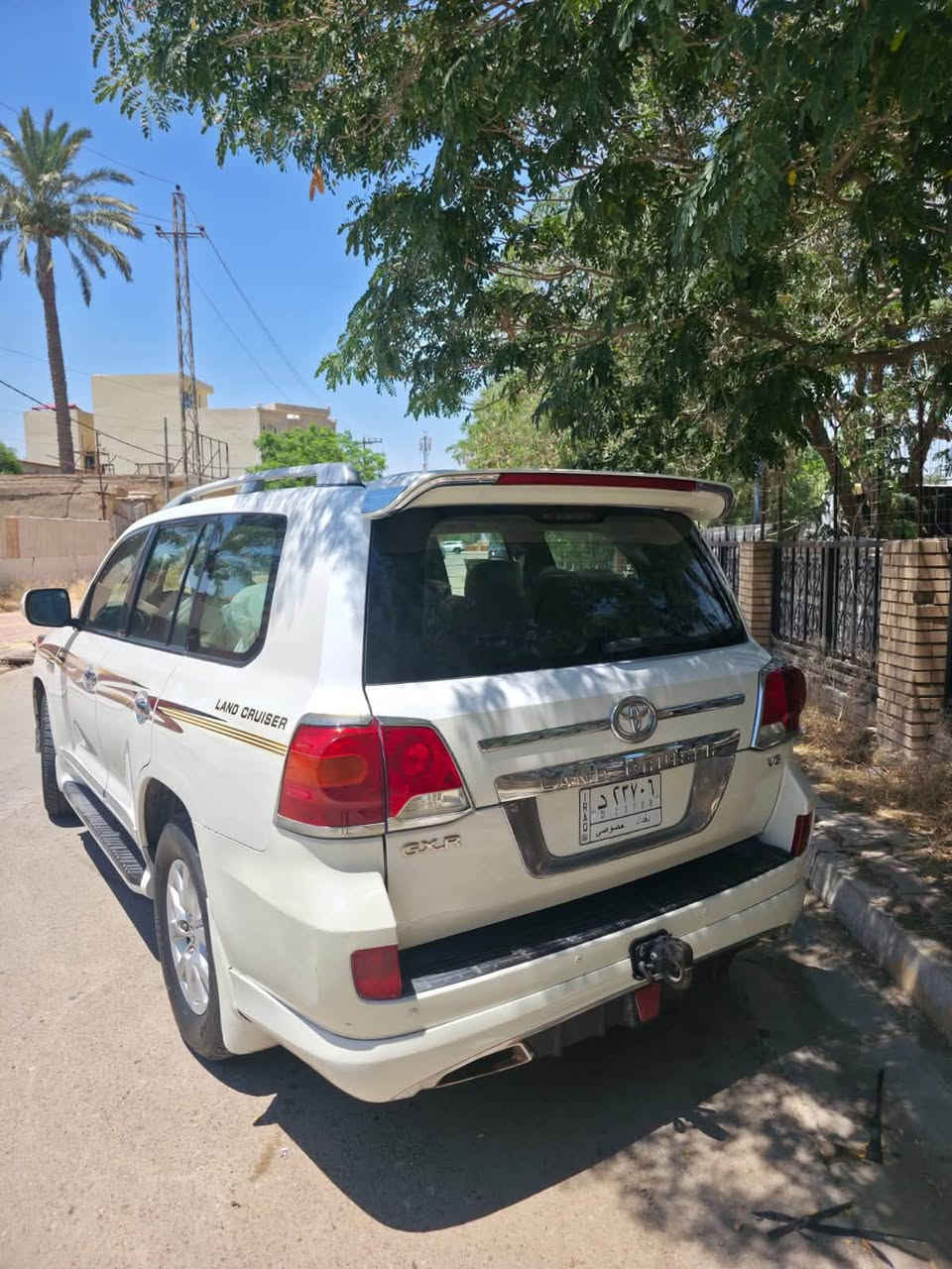 للبيع  لاندكروز موديل 2009
✅ محرك V6 مكفول
✅ كير ومحرك مكفول  و صدر و دسكات و تخم تاير جديد 
✅ ماشيه 250 ألف كم
✅ سنوية ل 2027 وتحويل ثاني يوم
✅ تكشير قمارة و تفاصيل باقية ب سونار ب منشور 
✅ السيارة جاهزة ومابيها اي مصرف
📍ديالى - المقدادية
***********
