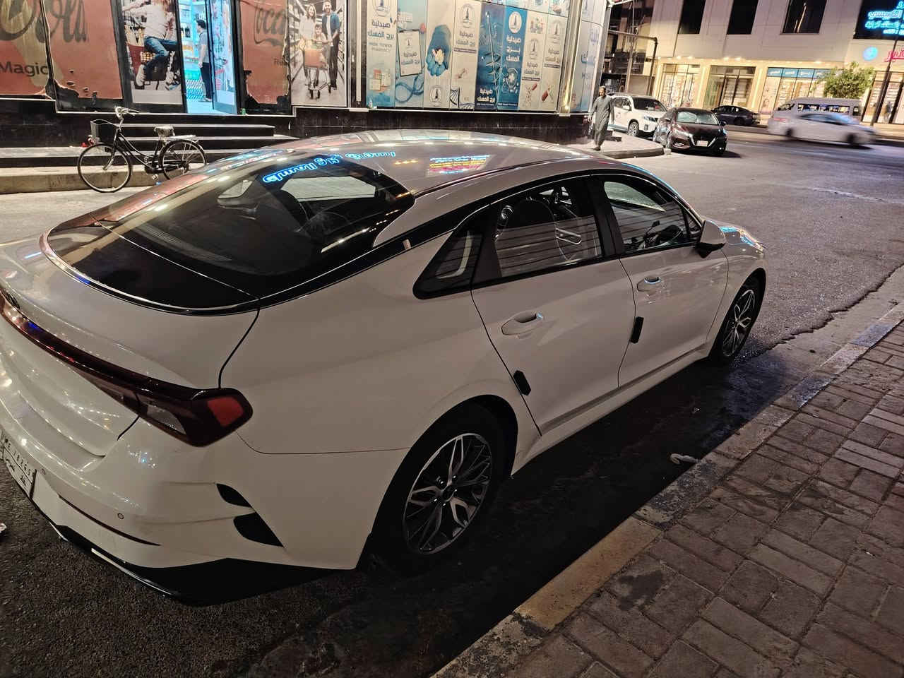 سلام عليكم كي فايف البيع موديل 21 خليجي دوش كفاله عامه  السعر 17$    وبيها مجال العنوان رمادي رقم الهاتف *********** سياره جديده بعنه كلمه
