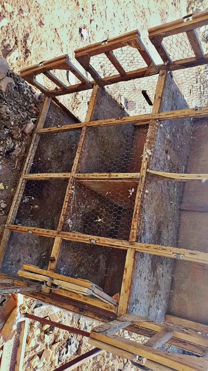 السلام وعليكم من رخصت مدير الكروب خانات للبيع تواضل على هاذ الرقم ***********
