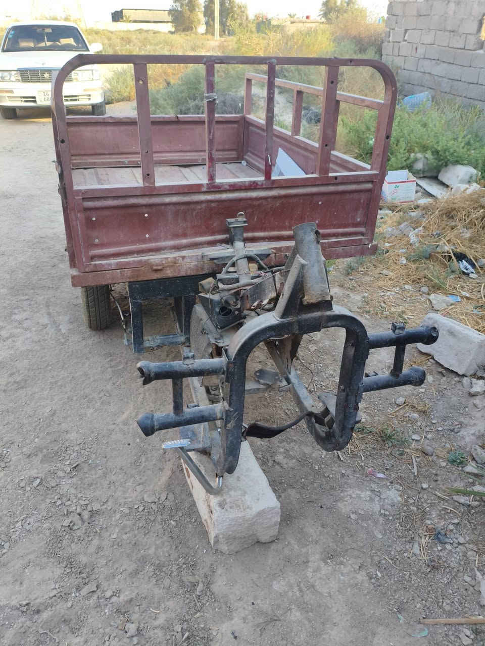 ستوته البيع بدي نضيف شاصي بي عوجه خفيفيه و ياه مكينه نضيفه بعدهي ما مسحوكه كلش نضيفه بي  قبق مكسور بس سعر 450 وبيه مجال عنوان بصره خور الزبير معمل لاسمده رقم الصوصل ***********
