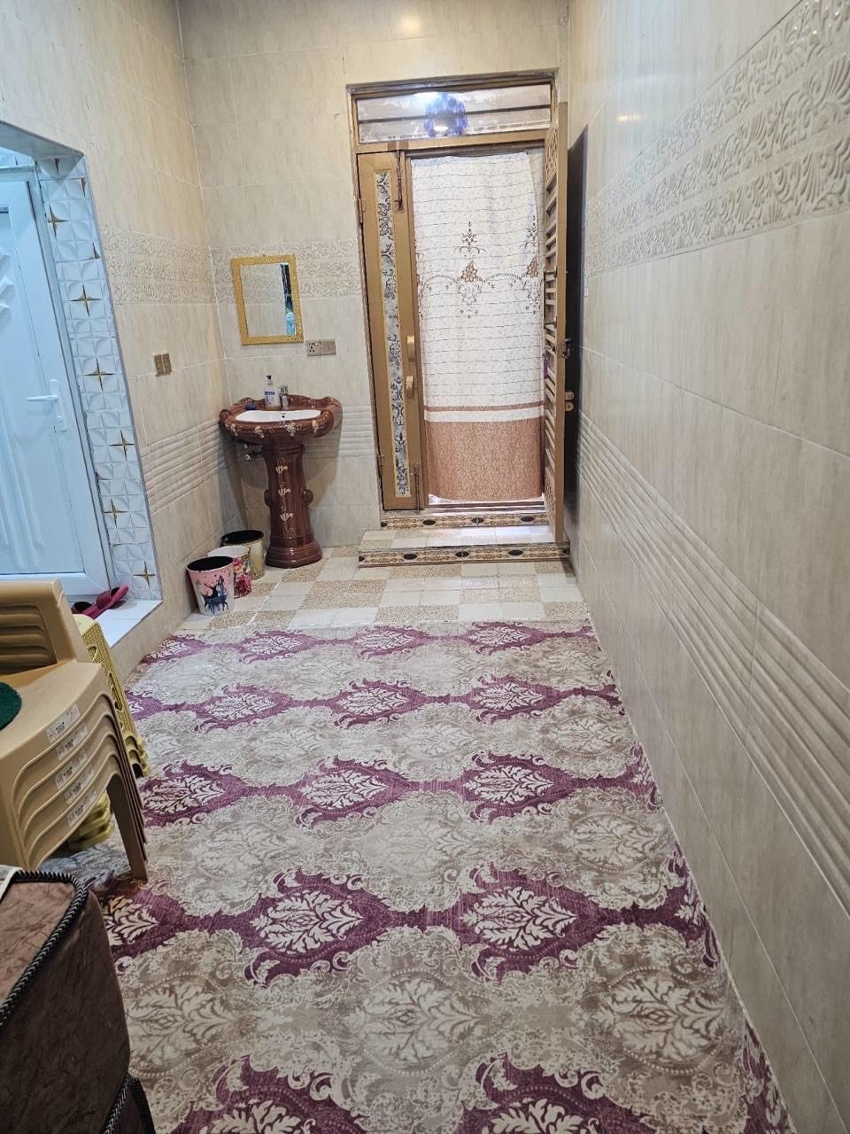 منتجع للبيع قرب فندق البارون المساحه 600 متر فرع الاساله مال ماء ماثث كامل للستفتار الاتصال على الرقم ***********