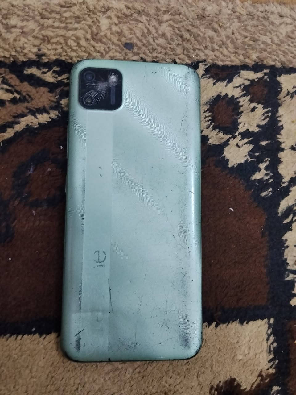 موبايل البيع مثل ما وضح  ذكرت  32سعره  25
