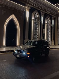جيب ليبرتي 2007 وارد امريكي رقم بغداد انكليزي السياره   مكينه 3700  تب...