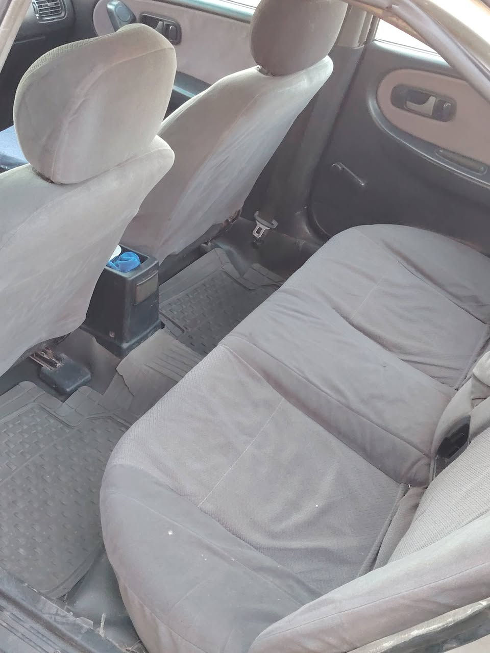 للبيع سيارة نيسان بريميره 91 سعر 45 $
***********...... ***********
