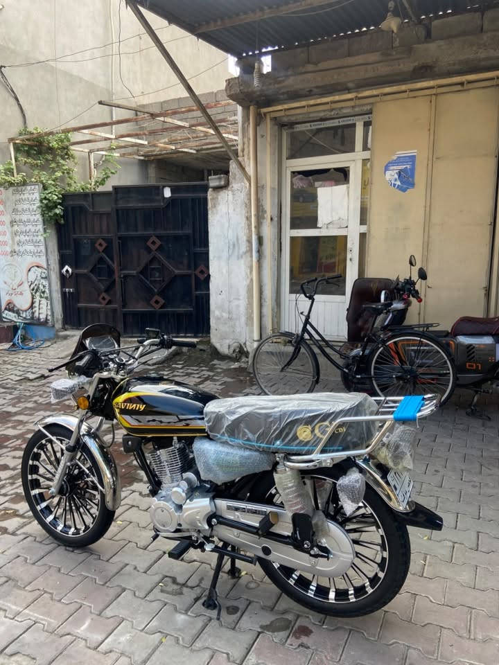 للعرض • ايذ تبيع