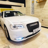 كرايسلر 300 • ٢٠١٧ • ٦٠٠٠٠ كم