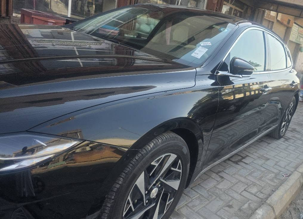 السلام عليكم للبيع اومراؤس ازيرا كراندر مكفوله هايبرد بانزين كهرباء مديل ٢٣ جاهزة للاخير  السعر ١٨٥ للاستفسار *********** الرميطة, المثنى
