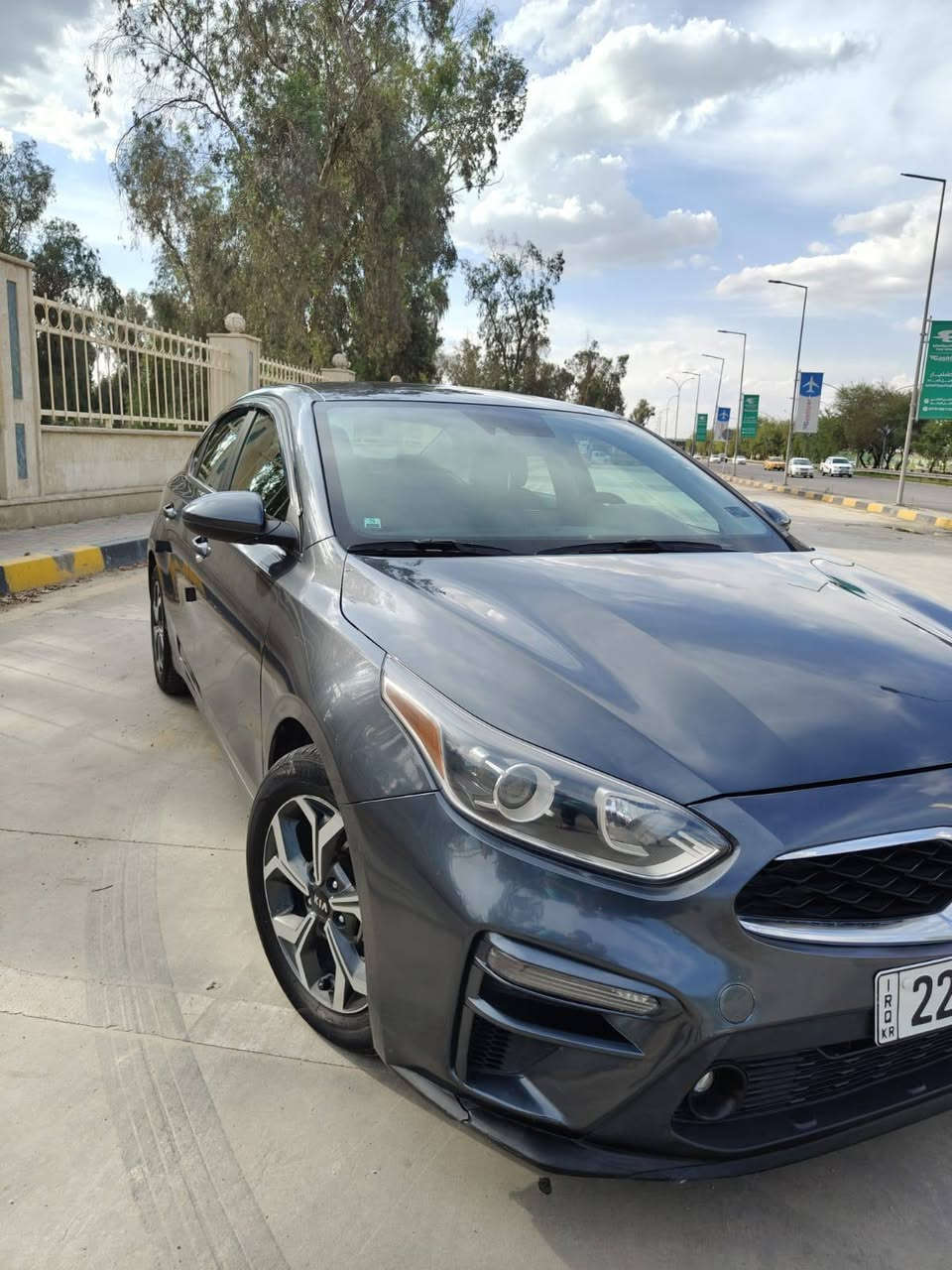 السلام عليكم
فورتي ٢٠٢٠ امريكي  حادثها تصليح باب السايق والجاملغ مبدل   محرك 2000 دوش سياره احله من صور 
#حادثها_موضح_بالصور

رقم ربيل دولي تحويل مباشر 

السياره جاهزه من كلشي 

ماشيه٧٦  

العنوان موصل الايسر
للاستفسار
***********
***********وتساب
