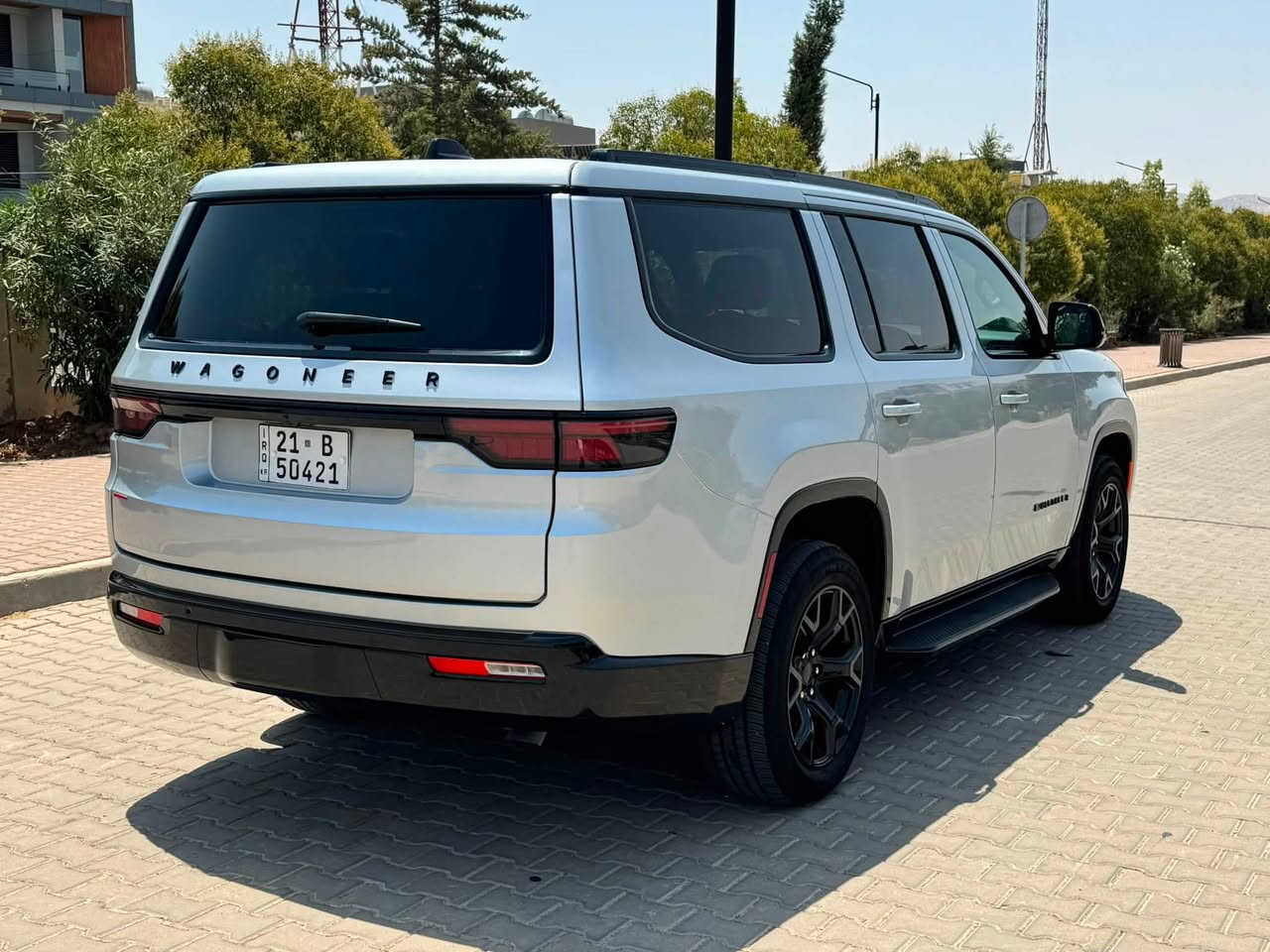 جيب واجونير احلى سياره عائليه
جيب   WAGONEER   موديل 2025
مواصفات بصمة 6 سلندر 
فورويل  تؤ ربؤ. 
 ره قم سليمانيه 
ماشي:  9    الف  كليو متر 
جير اوتوماتيك، زجاج كهرباء، رادار، دفع رباعي 4x4
المحرك: 6 سلندر،    
كاميرا خلفية 
حساسات
تدفئة مقاعد ‏تبريد
بصمة
شاشة
مرايا رادار
تحكم بدرجة الحرارة الأوتوماتيكي
لايت زينون
سكان هيتَر
نظام آيفون
رادار أمامي وخلفي
رادار خط الطريق
لايت زينون
لايت ليد
سكان هيتَر
دفع رباعي 4x4
رادار
مكان سياره سليمانيه

‏لسعر اكتب رقم واحد بالتعليق

رقم  ***********  
واتساب
