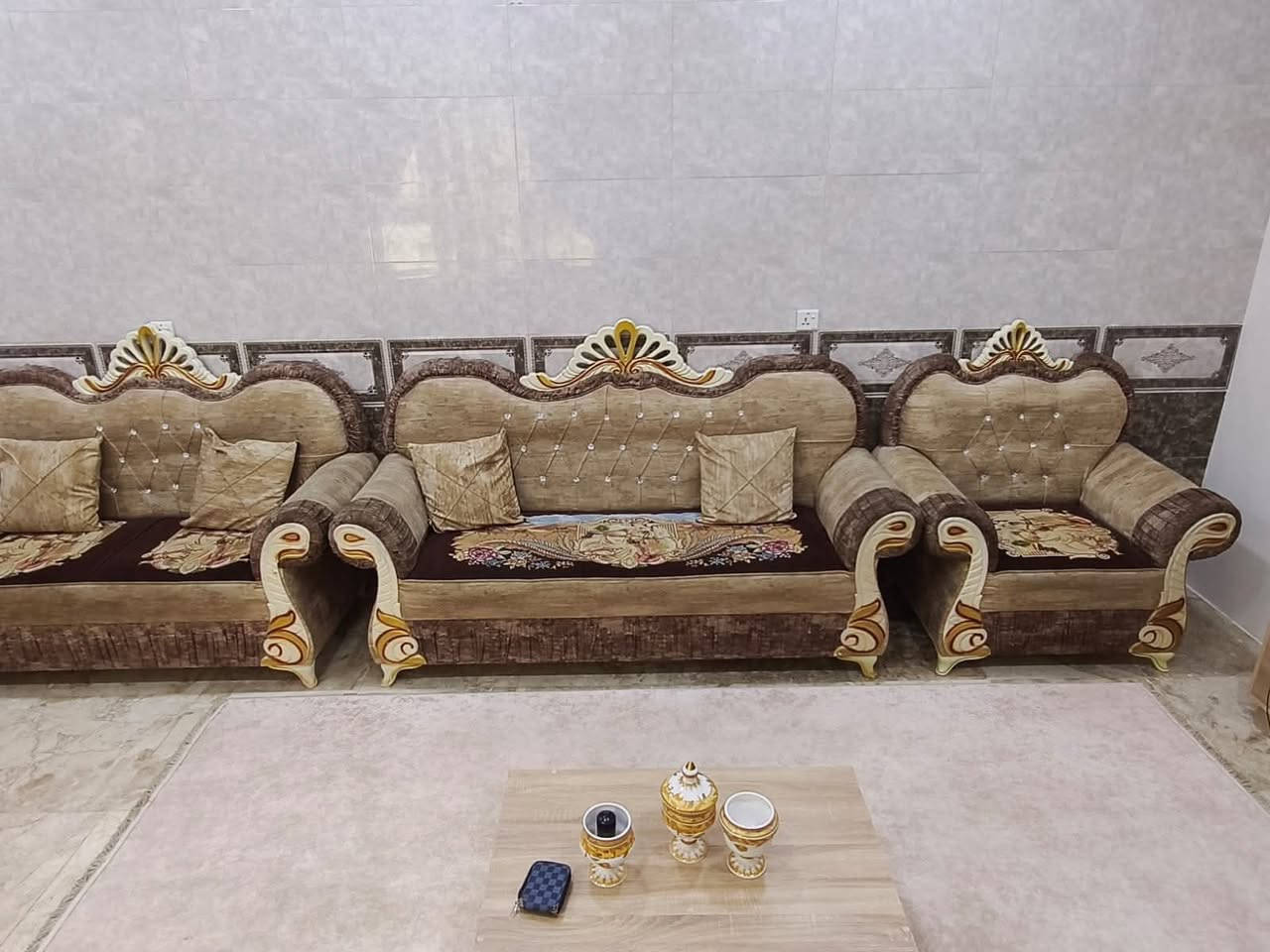تخم للبيع تسكام ملكي نظيف
