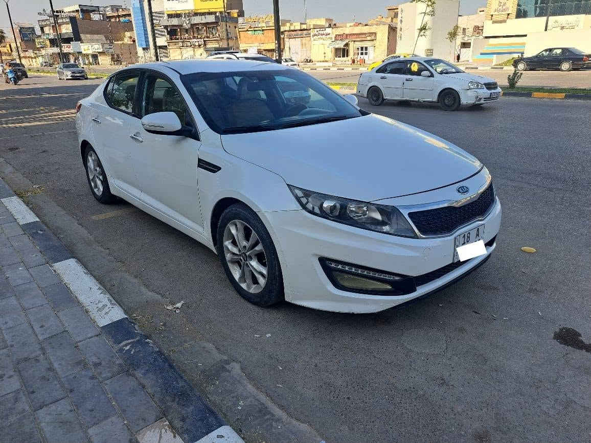 السلام عليكم
اوبتما 2012 خليجي 
مكينة 2000 دوش 
رقم بابل دولي سنوية مجددة لل 31
مكينة و كير مكفولات 
حدادية جديدة 
تبريد  قطعتين  امامي خلفي ثلج 
السيارة بيه مكانات صبغ اثر شخوط (ابيع حزام )
السيارة بدون حادث 
شواصي لغود وتكم مكفولات 
السعر 95 وبي مجال 
مكان السيارة الحلة / مركز المدينة 
للاستفسار الاتصال على
***********
