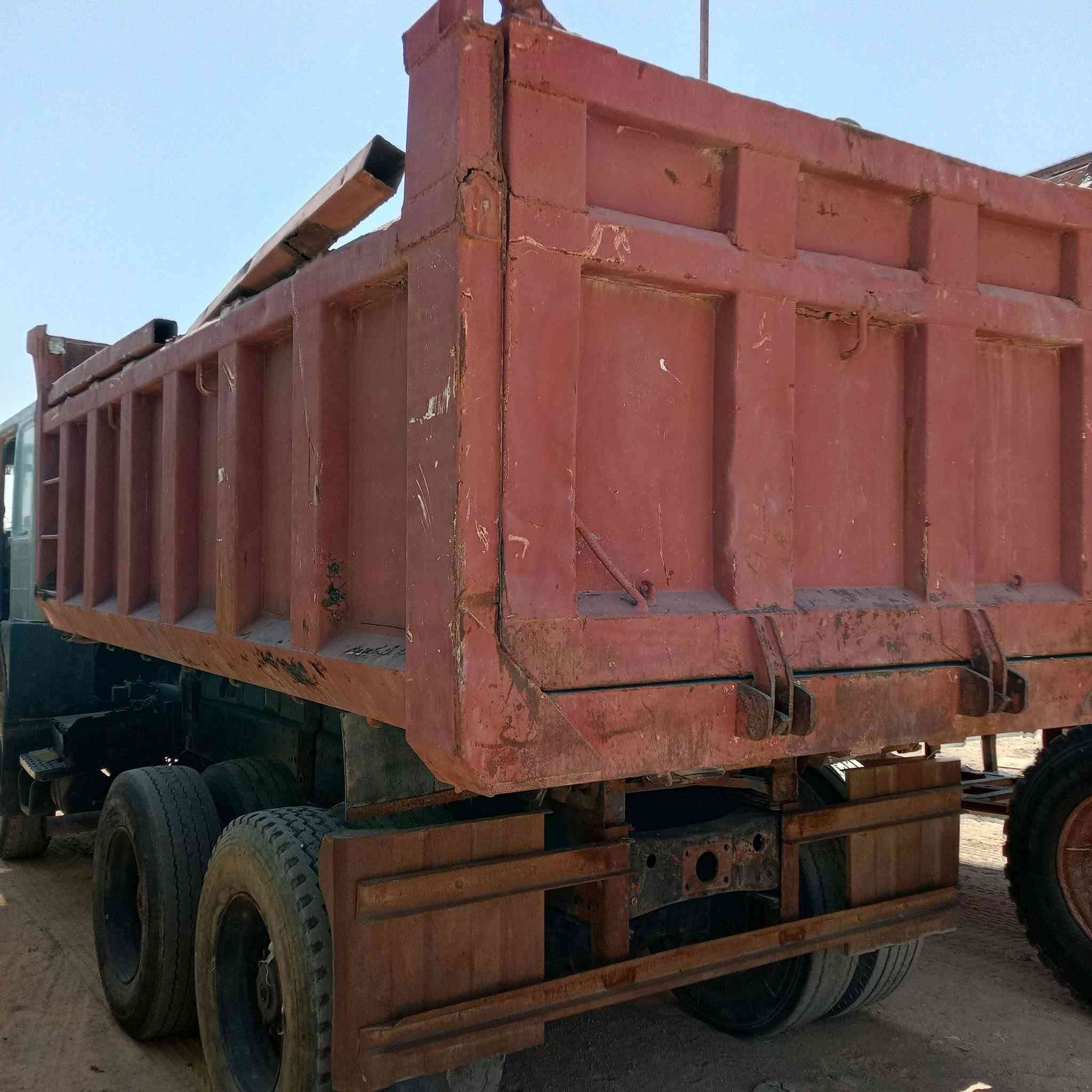مان للبيع اومراوس سياره جاهزه وبلعمل مكانه نجف رقم اصفر ***********
