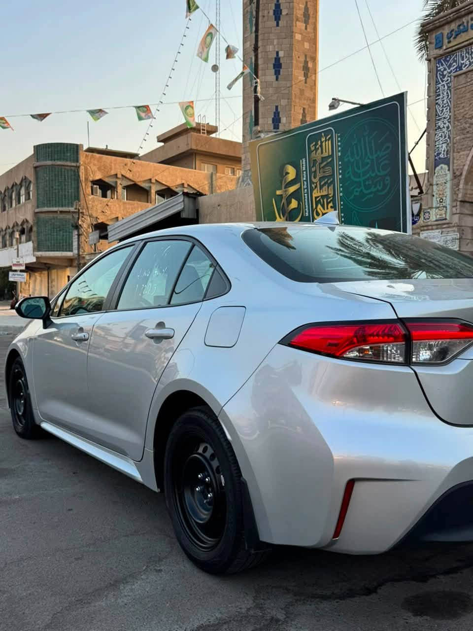 سلام عليكم كورولا وارد امريكا السياره اجتي من امريكا بيه 3 طلقات بل باب او بل جاملغ 
موديل 2024
حلوه السياره او بيه هاي الضربه الثانيه هاي بل عراق انضربت 
ماشيه 15 ميل 
موقع السياره بغداد كرخ 
سعر السياره 125 ورقه او بيه مجال حك الجيه 
مرقمه السياره بغداد 
رقم ***********

