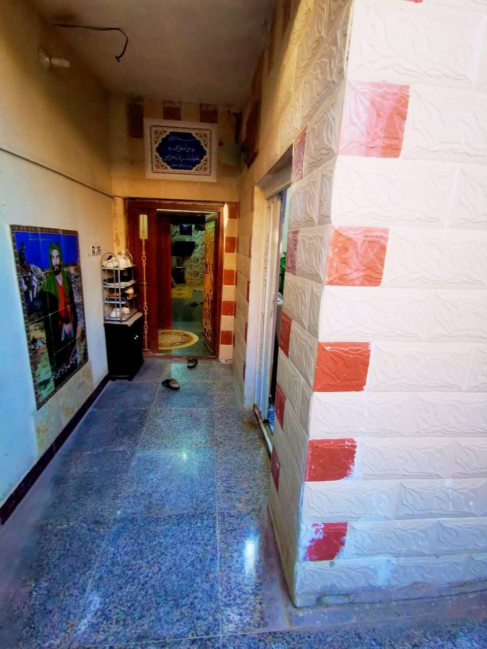 💢دار للبيع حي المعلمين #عرض_يجنن_وبلاش
💢 المساحة 150 متر🏛🌴🏛
💢طابقين🏦🖥🏦
💢بناء قديم كونكريت💥
💢ط1 غرفة واستقبال ومطبخ وصحيات وحمام🌴🍑🌴
💢ط2 ثلاث غرف وصحيات وحمام🏦🖥🏦
💢الواجهة 7ونص💥🌴💥
💢نزال 20🌲
💢حي المعلمين
💢خلف مدرسة البصرة🌳🌲🌳

💢السعر 210 وبيه مجال للشراي......🌳🌲🌳
ــــــــــــــــــــــــــــــــــــــــــــــــــــــــــــــــــــ
 ‏#للاستفار....... او لعرض عقارك......      🏛🖥🏛
‏
‏***********☎️***********☎️
‏
‏💢لمتابعةاحدث  العروض وافضلها انظم لقناتنا على الواتساب بالضغط على الرابط ادناه 👇 https://chat.whatsapp.com/JA9f5bBFuLKFBj2zfh4xL0?s=sh&p=a&ilr=0&amv=0
‏
