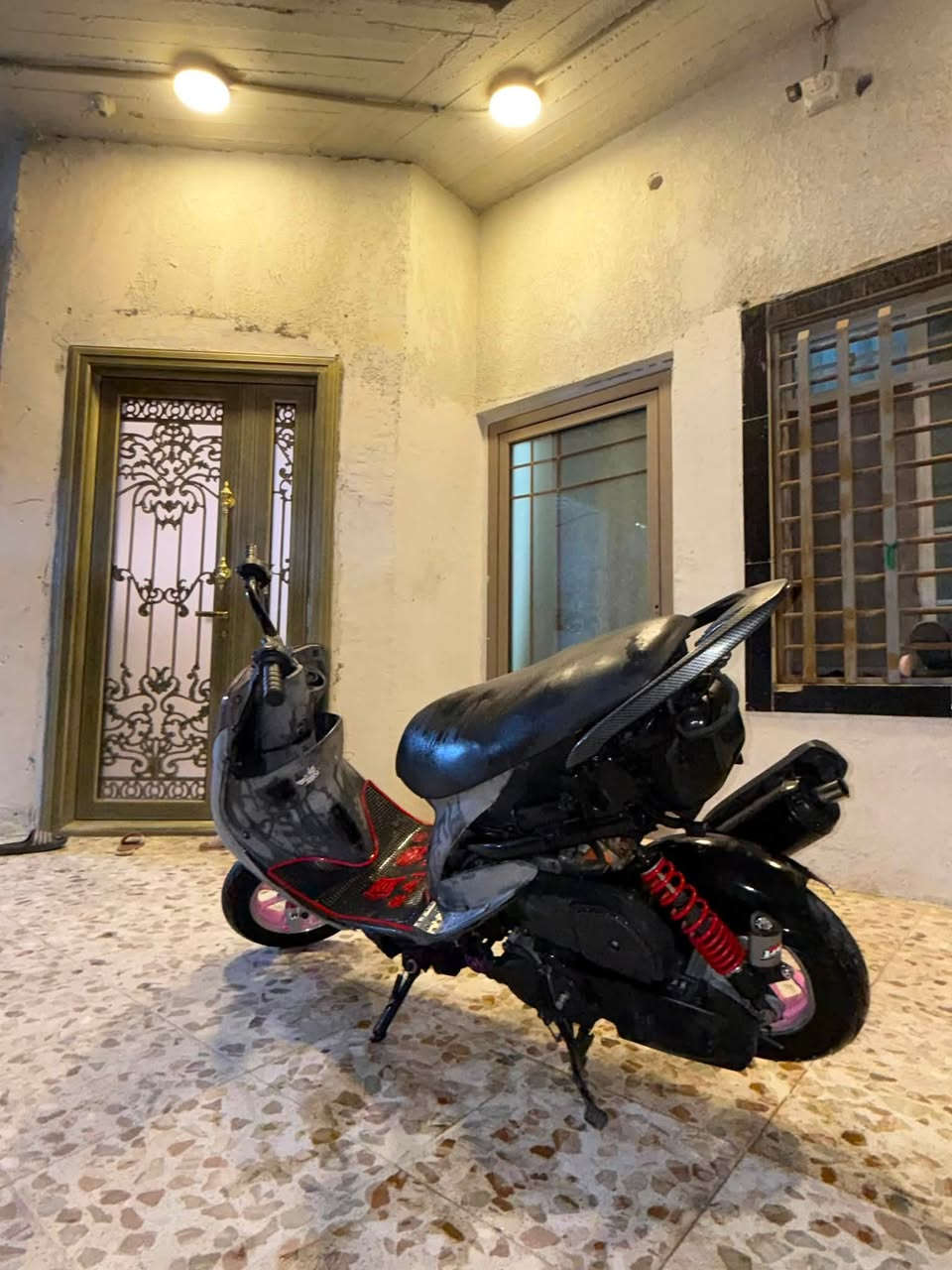 سلام عليكم قجمه للبيع 650 وبيه مجال الدراجه مزوده من طول لطول سلف وكلشي شغال رقمي ***********
