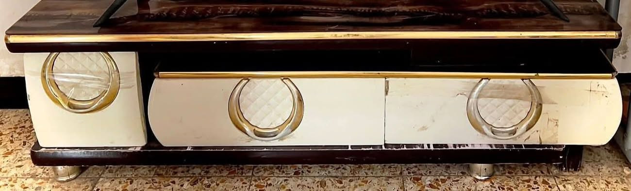 السلام عليكم من رخصت الادمن عندي غراض للبيع ميز بلازما عدد ثنين وسعر بلاش تصفيت بيت الواحد قفل  مال بيع بدون عمله 20 الف  يعني اثنين 40  الف 
مكان  بابل المسيب حي العسكري 
***********

