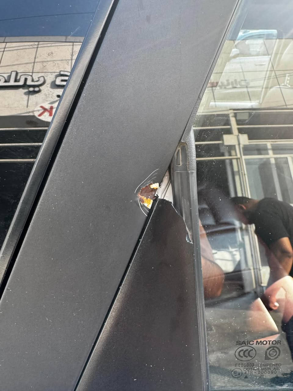 سلام عليكم 
Rx5 موديل 2021 ماشيه 75 الف 
محرك 2000 تيربو 
سعرها 18 مليون وبيها مجال 
للاستفسار  ***********
