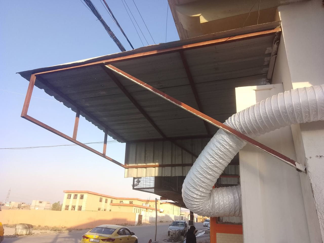 السلام عليكم) سقيفه حديد للبيع
عنوان تقطيع المامون   
***********
