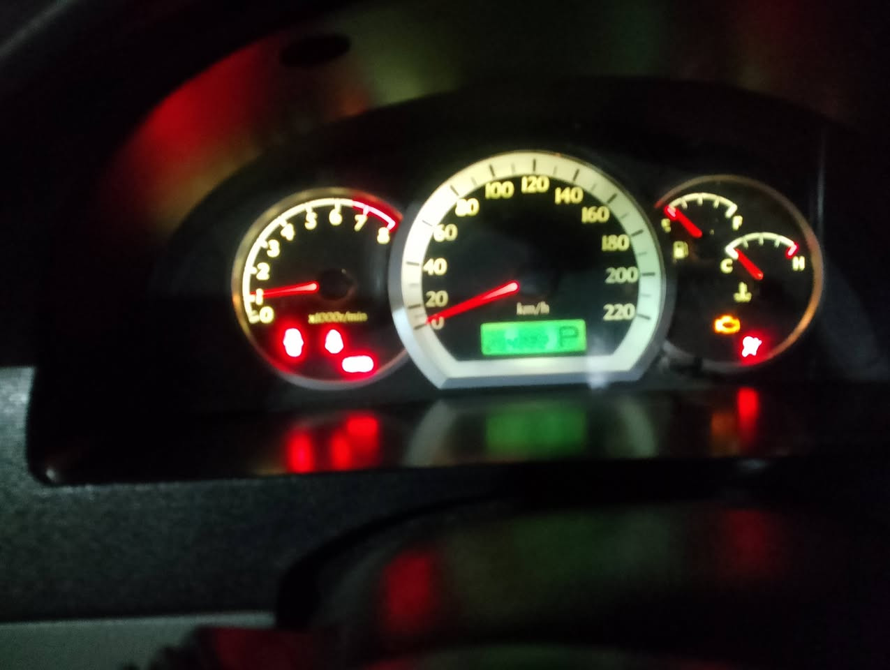 اوبترا بغداد بسمي كير محرك تبريد ثلج صدر ٧٠% تخم تاير ويل كب باتري جديد كهربائيات شغالة أرضية مدوشمة جلد ريموت بلادي بيه قطعتين صبغ و تبديل جاملغ امامي فقط بدون دواخل السعر 67$ بيه مجال مكاني بغداد الدورة ***********
