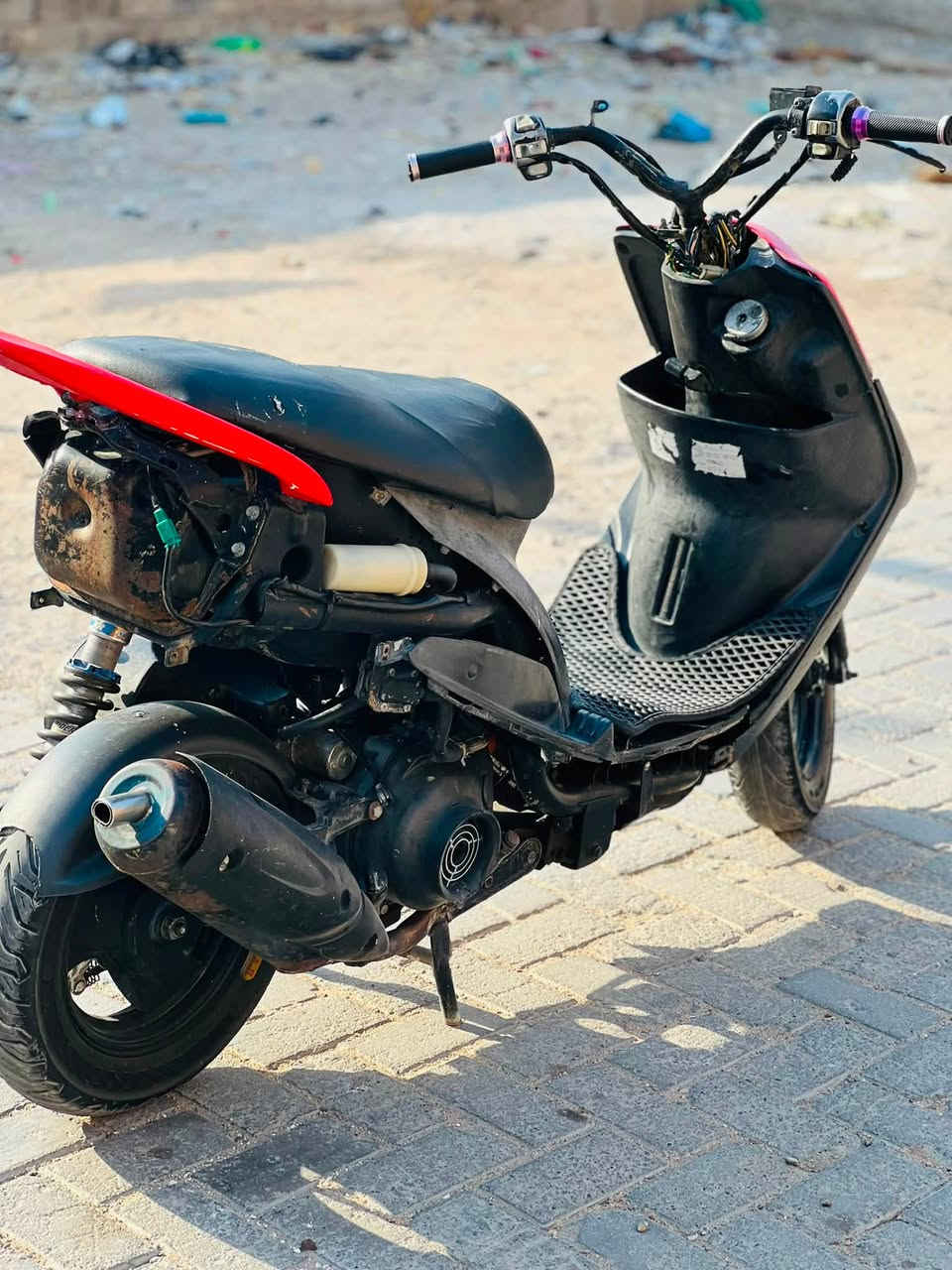 السلام عليكم دراجه ماكس اللبيعدراجه كله بلاديه السعر350وبيه مجال بصسط وتشتغل سلف وهندر مكان بغداد مدينه***********
