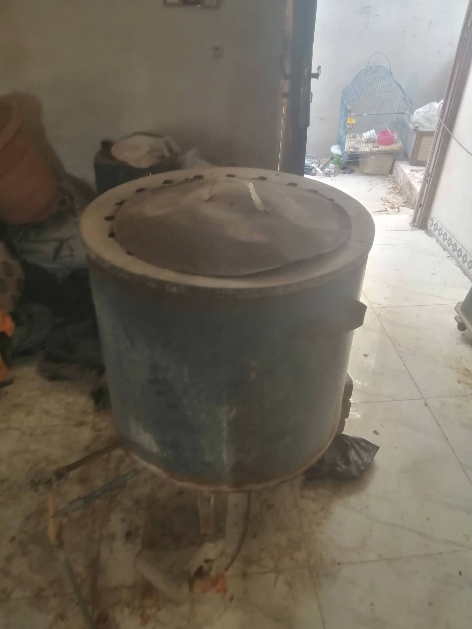جربايات عدد 4القطعه علئ50/بلزمات عدد 2يرادن شاشات 25/تنور فافون /35/مجمده يردلها غاز سعر 80
***********
